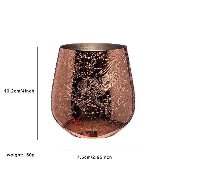 Kupfer, Edelstahl, Wein, Glas, Eier, mit Märchen- und Schlossstil geprägt